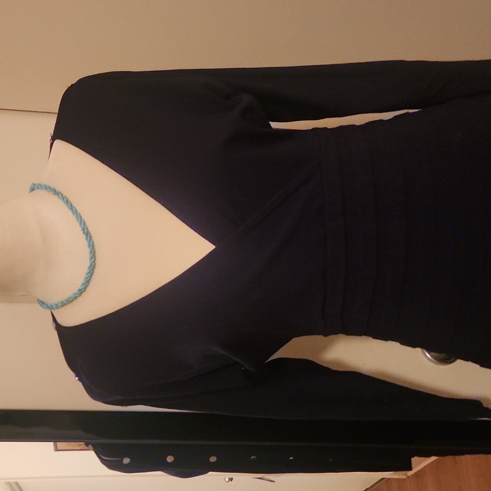 Cache Dress - Picture 2 of 5